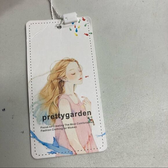 PRETTY GARDEN Red One Piece Swimsuit Size Large - Picture 4 of 10